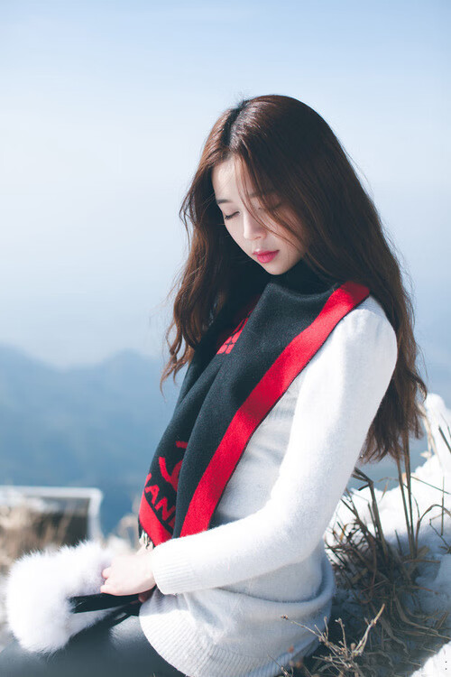 开云体育下载-国内足球联赛强队逐渐崛起，争相夺取头名，中国足球联赛球队